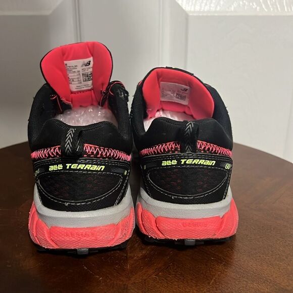 🔥🔥 New Balance 610 v5 All Terrain Techride Running Trail Shoes Women Size 7B - Picture 7 of 16